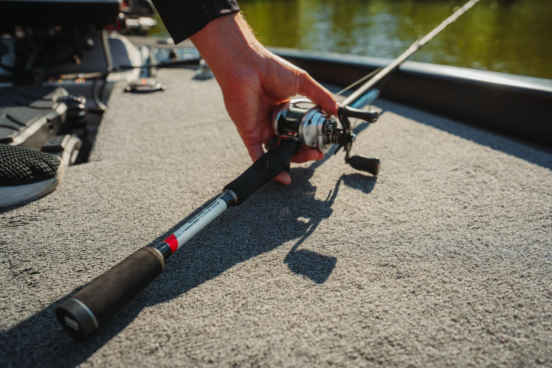 abu garcia flipping rod Max SX Switch Left Hand Low Profile Reel The Max SX Casting Reels expand the trusted legacy of the Max LP family with a design that offers a new a Pitching Best Flipping Rod And