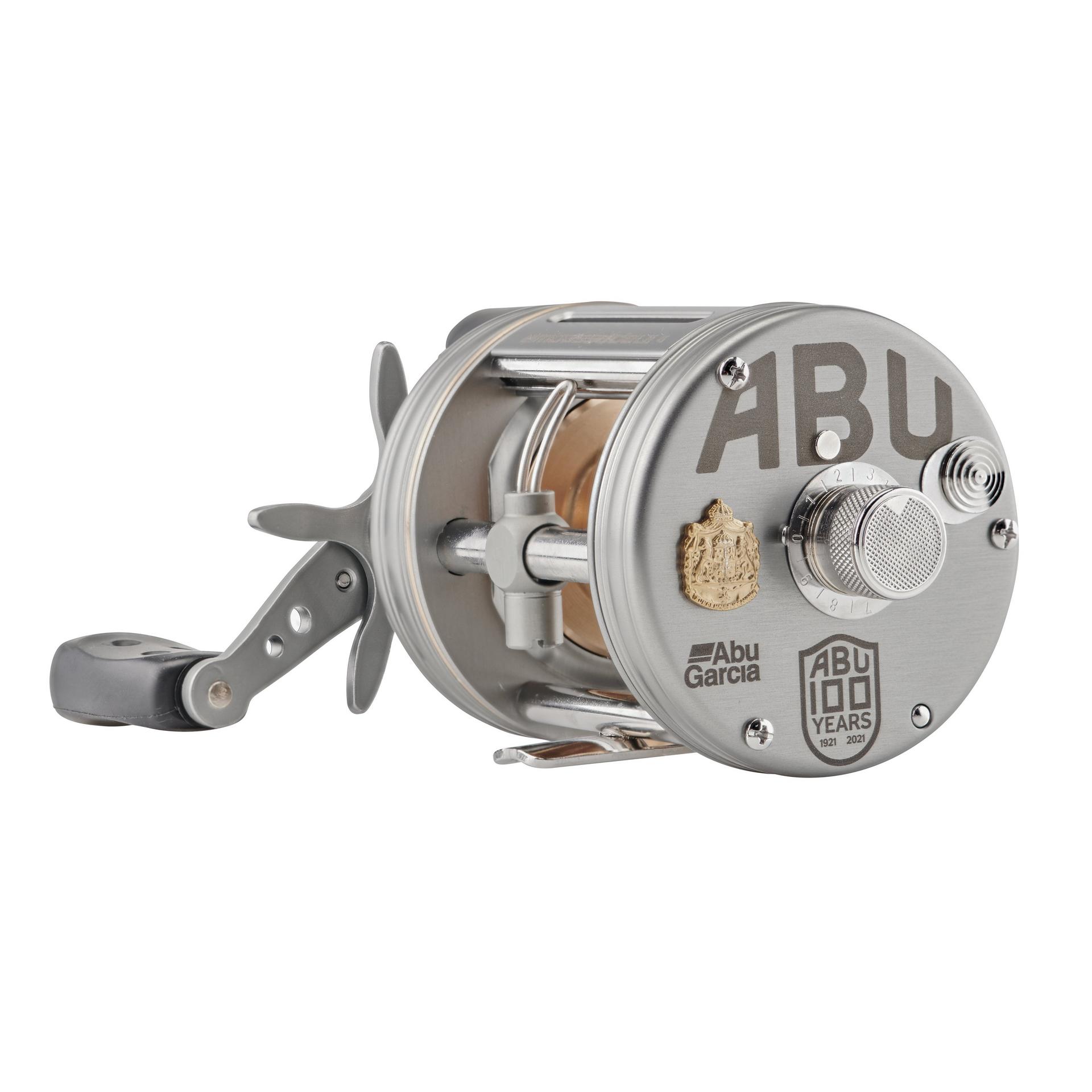 The Tackle Tart: Review: Abu Garcia Abumatic Premier 704 Closed Face Reel