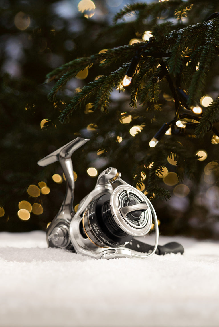 Abu Garcia Zenon Reel with Holiday Background 